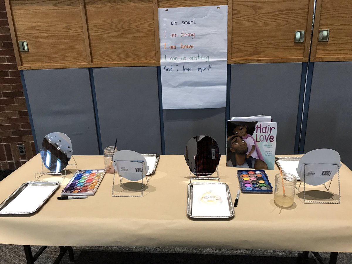 SCDSBey's tweet photo. What elements of learning do you see evident here? What literacy opportunities are available? #scdsbey #EnhancingLitEY https://t.co/KezfyvNQMQ