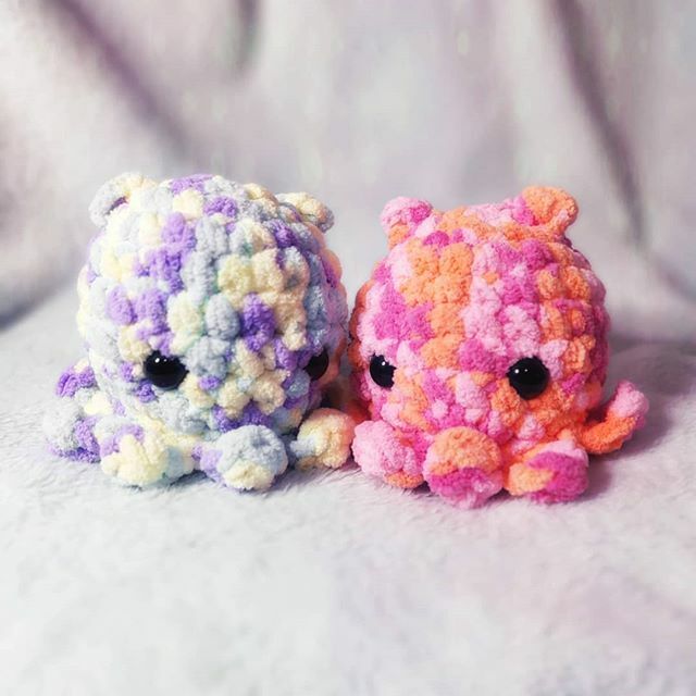 LittleBatBlue's tweet photo. Deliciously Delightful Dumbo Duo! 💗
•
These super soft Squiddles will be making an appearance at our last major convention of 2019!
•
We will be at @mcmcomiccon Birmingham this weekend 16-17 Nov in the NEC @necbirmingham.
•
Remember each one is hand … https://t.co/jjdtHgffOc https://t.co/WPruqpqZY5