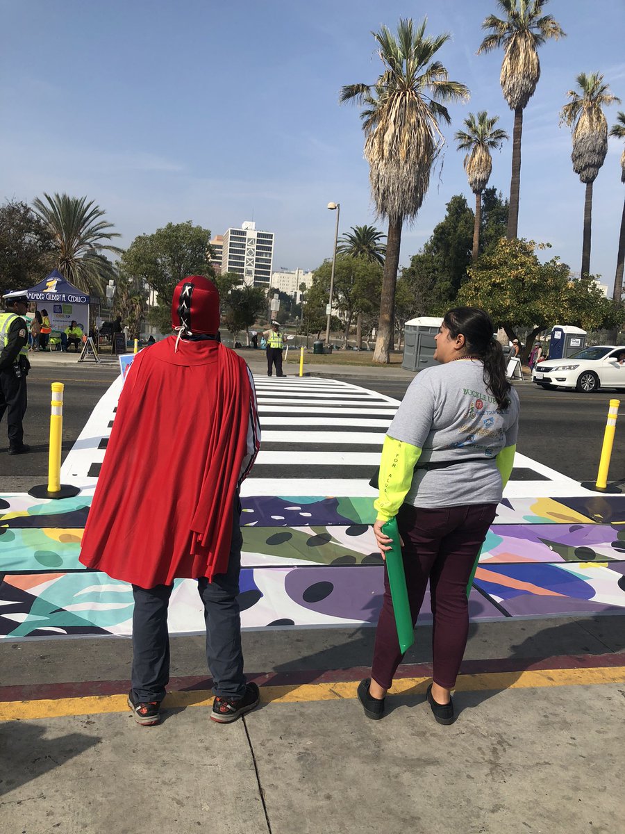 multimodalshrty's tweet photo. Beautiful temporary crosswalk installation connecting Macarthur Park to the Westlake/MacArthur Park Station. Residents are liking it so far. Community-led engagement is vital to the planning process. Shout out to @LACCNP  @LAGreatStreets @VisionZeroLA  for the work. https://t.co/tj1w3y3VFM