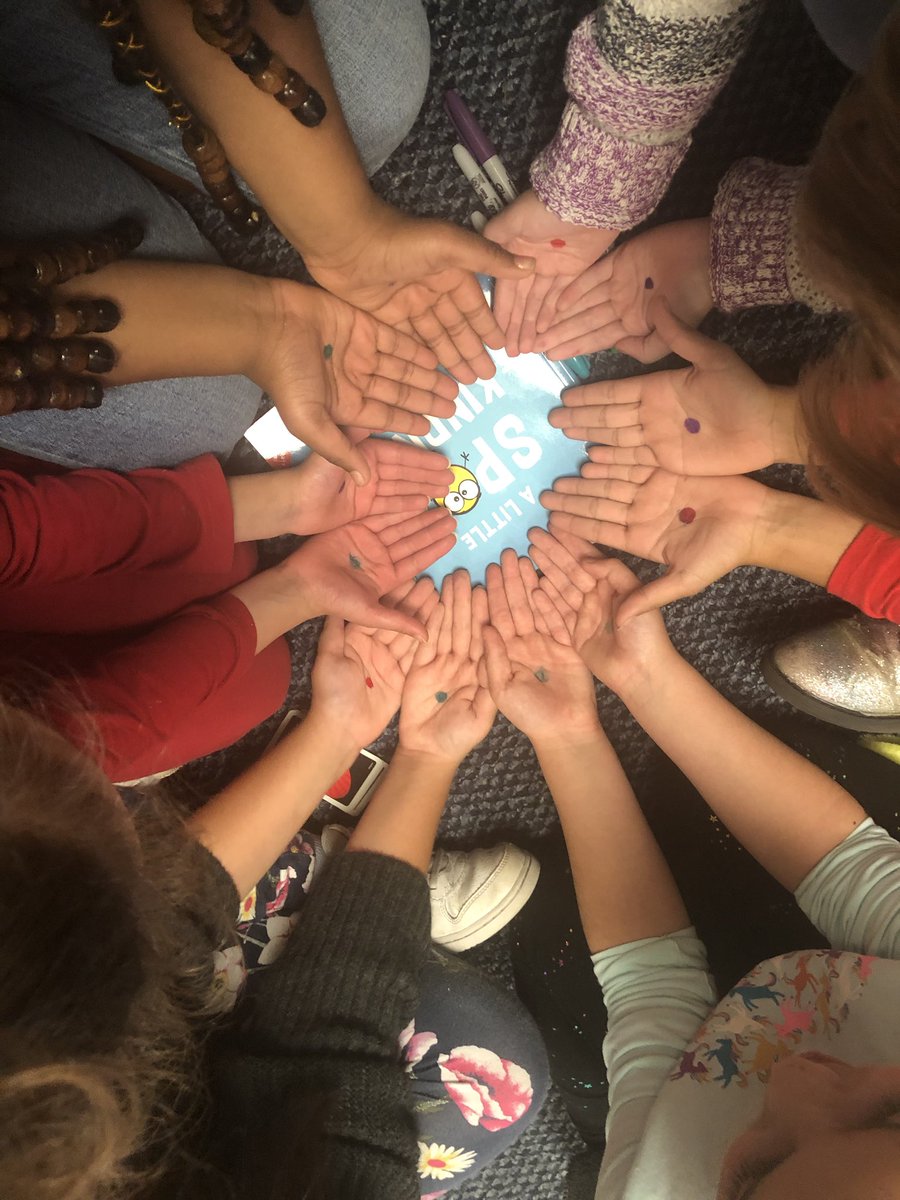 A little spot of kindness...#WorldKindnessDay <a href="/FTSD_Roebling/">Roebling Elementary</a> <a href="/FTSD_/">Florence Township School District</a> <a href="/imnotascribble/">Diane Alber</a>