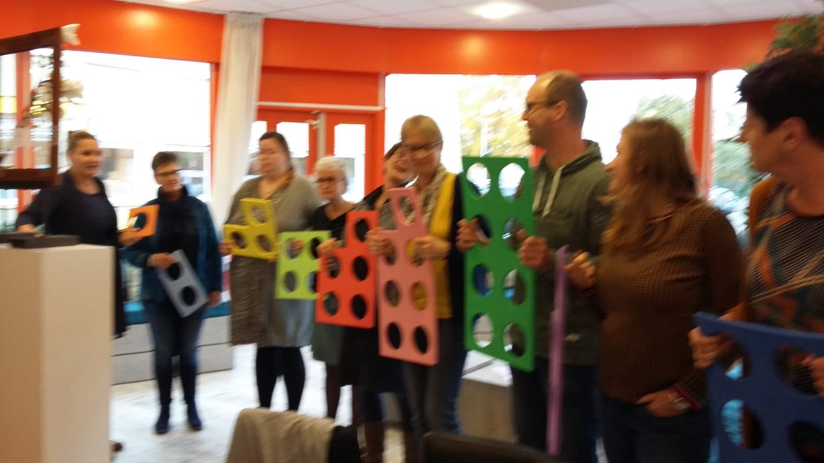 IngeSSOE's tweet photo. Vandaag, in Zwolle, aan een enthousiaste groep mensen de training Numicon Brede Basis gegeven. Ze kunnen morgen direct aan de slag met de nieuwe handleiding en de oefeningen. @AgnesSSOE #Numicon https://t.co/GWPCHd4ScO