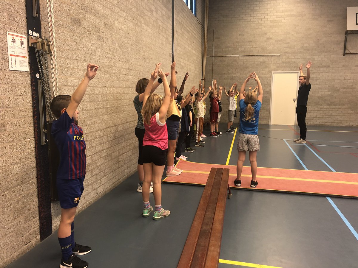 De BeestenBenders uit <a href="/Gemeente_LV/">Gemeente LV</a> liggen nu waarschijnlijk met spierpijn op de bank, want vanmiddag deden ze mee aan een speciale BeestenBende-bootcamp!