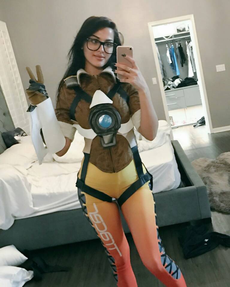 Naked pics of sssniperwolf