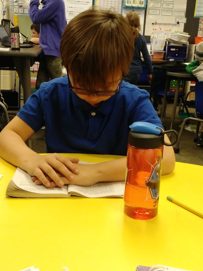 Sarahrose12121's tweet photo. Thankful for kiddos who choose silent reading when they finish their work! Always a great choice!! 
#makesmyheartglitter
#gsdthankful
#hunterhornets https://t.co/OrJK8OD2wH