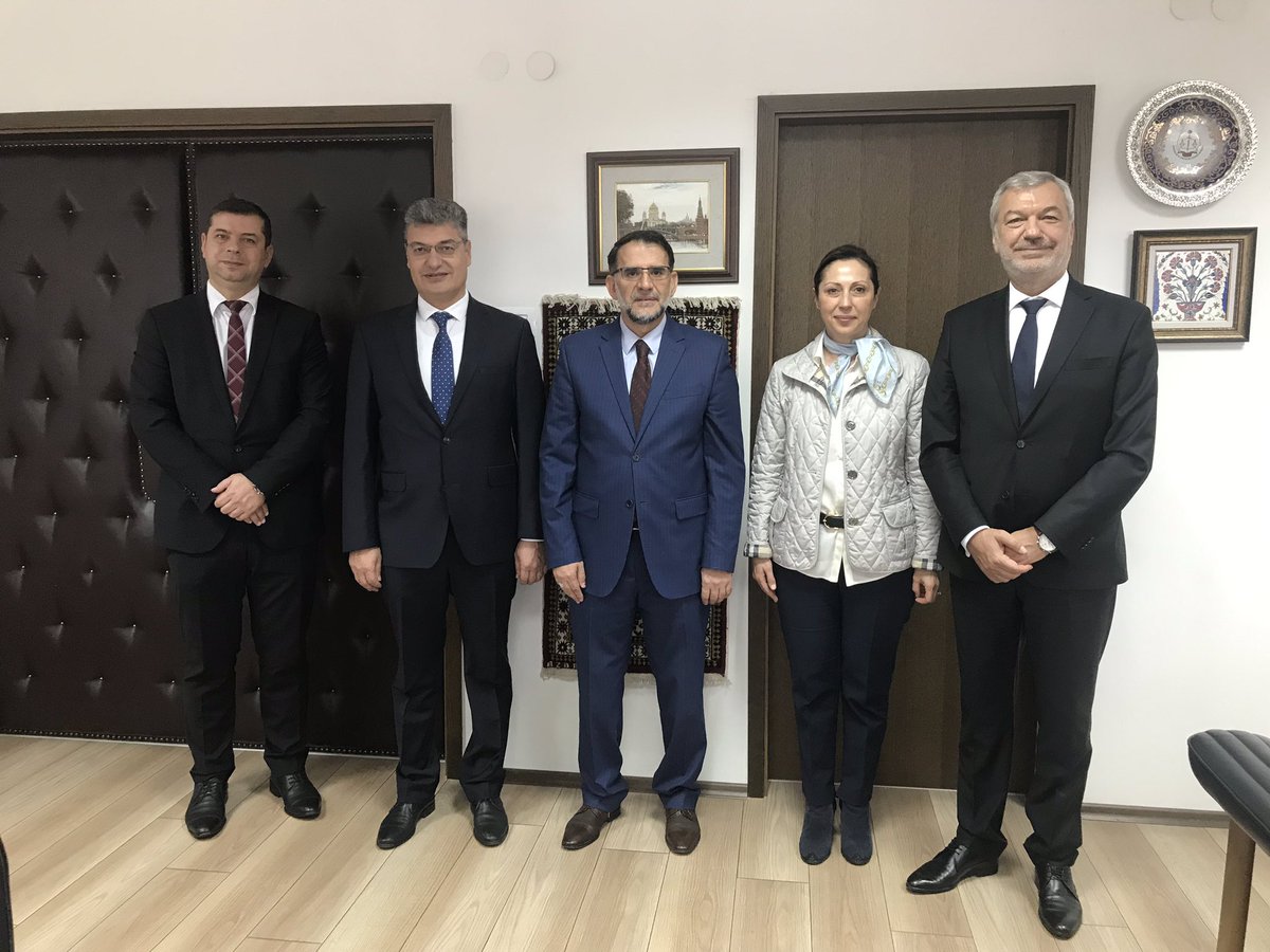 SalihMurat66's tweet photo. Halkbank AŞ Üsküp İcra Kurulu Başkanı Sayın Bilal Sucubaşı ve beraberindeki heyete, nazik ziyaretileri ve hayırlı olsun dilekleri için şükranlarımı sunuyorum. @phd_bilal #halkbank https://t.co/LMvkPk1poA
