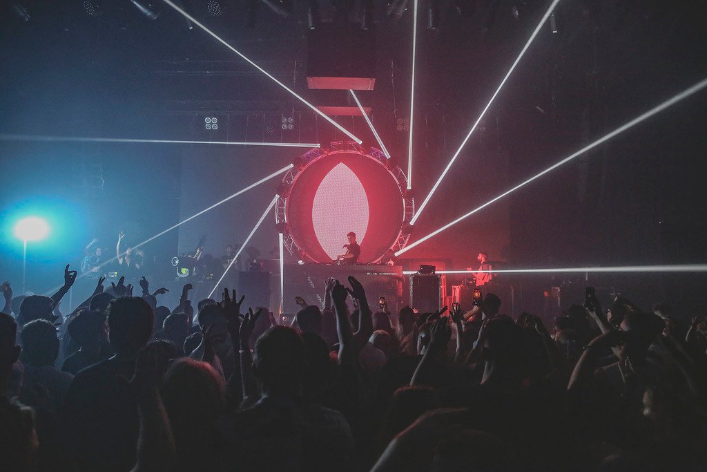 Heapet_official's tweet photo. YEport - #Robe Specified for #MagazineLondon’s #HouseLightingRig
Nearly 100 Robe #LEDlightingfixtures – ...
@TheLondonMag @petshopboys @MarkRonson @VenueLab @yourcanarywharf @westfieldlondon @Flarelighting @Robelighting @Prolyte @L_ACOUSTICS @loosplat
https://t.co/ZIiOHYO5Ox https://t.co/0oKRBKqYrj