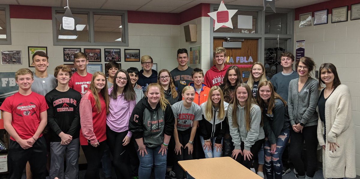 crestonfbla156's tweet photo. Thank you to @GreaterRegional Marketing Dept. for coming to talk with us about the Cancer Center and your jobs. We are very excited to work with you in the coming months on a fundraiser for the cancer center @CCHSCAST @chsgrapplers #faceoffagainstcancer https://t.co/w0jRCkURLu