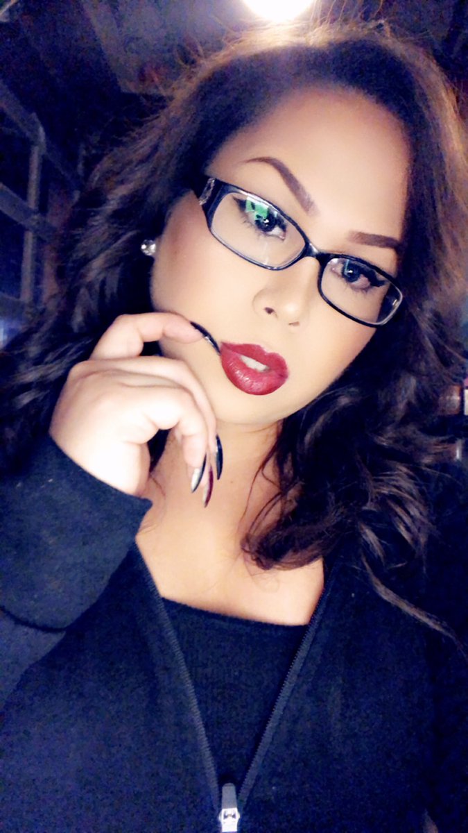 marinna1018's tweet photo. Now you listen here, in the baddest in the game.  #transgirl #transwoman #trans #tgirl #girlslikeus #transisbeautiful #transgender #lgbg #transpride #mtf #pride #transvisibility #nonbinary #love #transrights #TransRightsAreHumanRights https://t.co/t4eKWUQwqs