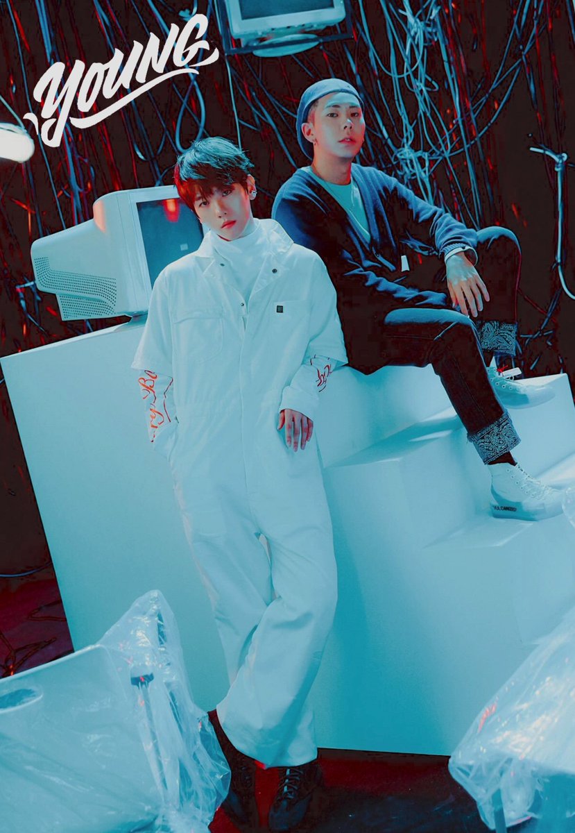 byun_official's tweet photo. ◇YOUNG◇
Concept photos teaser #2

🎶 Song release 2019.11.16
📌 MV 2019.11.16

@BAC0NB0Y1 #BYUN #YoungByun #Elyxir https://t.co/G65Z8wH6RD