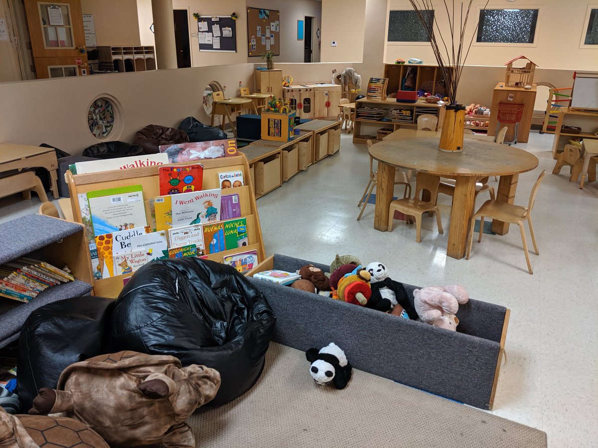 VLeadership's tweet photo. Thank you to #VLAlumni Class 32 Tina Lopez, current #VLInstitute Class 41 member @torrietaj, and the @ChildCrisisAriz team for letting us tour your #preschool &amp; family resource center, vital components to the Garfield community &amp; families who rely on your services. #LeadingAZ https://t.co/zktAXFDGqJ