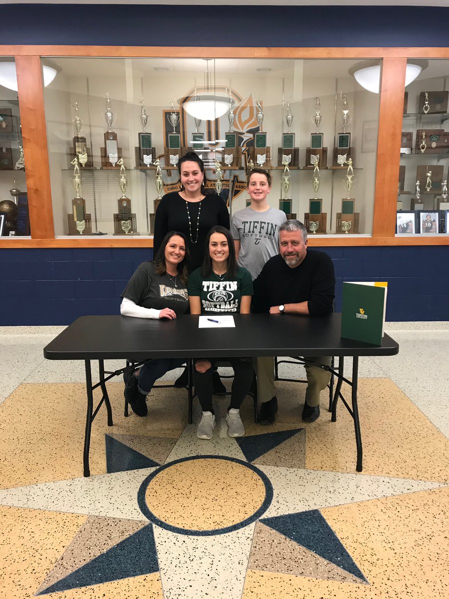 Tallmadge_sball's tweet photo. beyond proud of these two amazingly talented young ladies! happy signing day girls! ashland and tiffin are lucky to have you! 🥎 ❤️ https://t.co/YLRjIgp12j