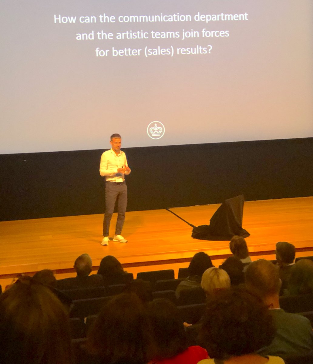 ArtsHub's tweet photo. "If content is king, then dialogue is queen. Trust is everything in our art biz. We are not selling normal products" @MagnusRestofte
@kglteater on marketing and artistic teams joining forces #ctasyd #culturalleadership #together #teamwork https://t.co/ikgbHuXWyv