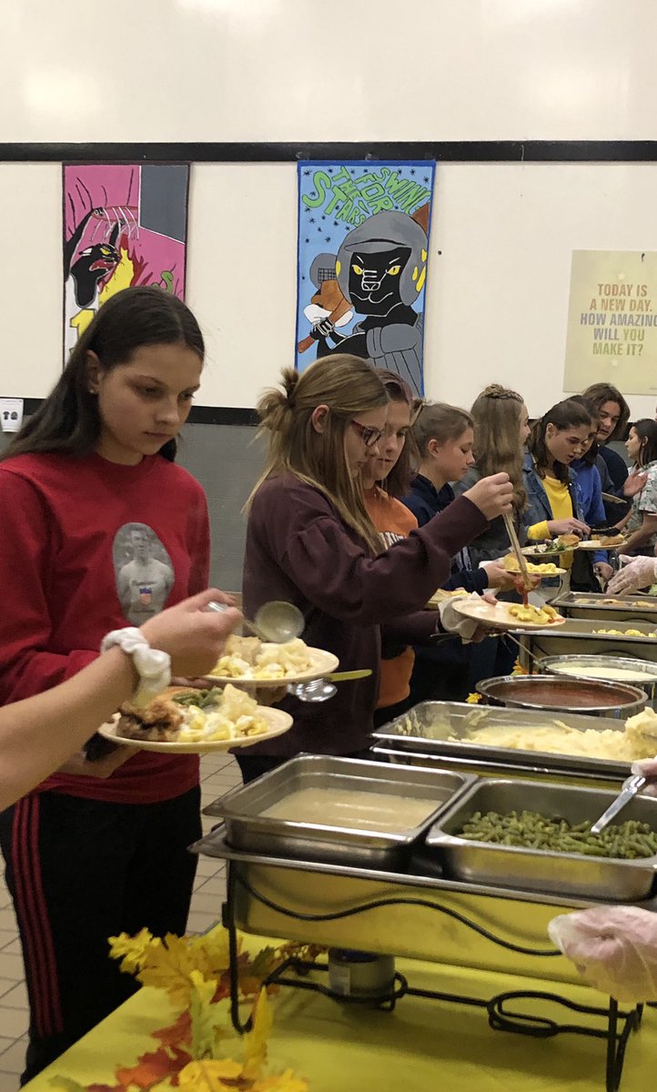 TNG_PV's tweet photo. Carbon County Chorus members enjoyed a delicious dinner before their concert tonight. PV food service staff did an excellent job! 🎼🎼🎼 https://t.co/s5fEnsyF0U