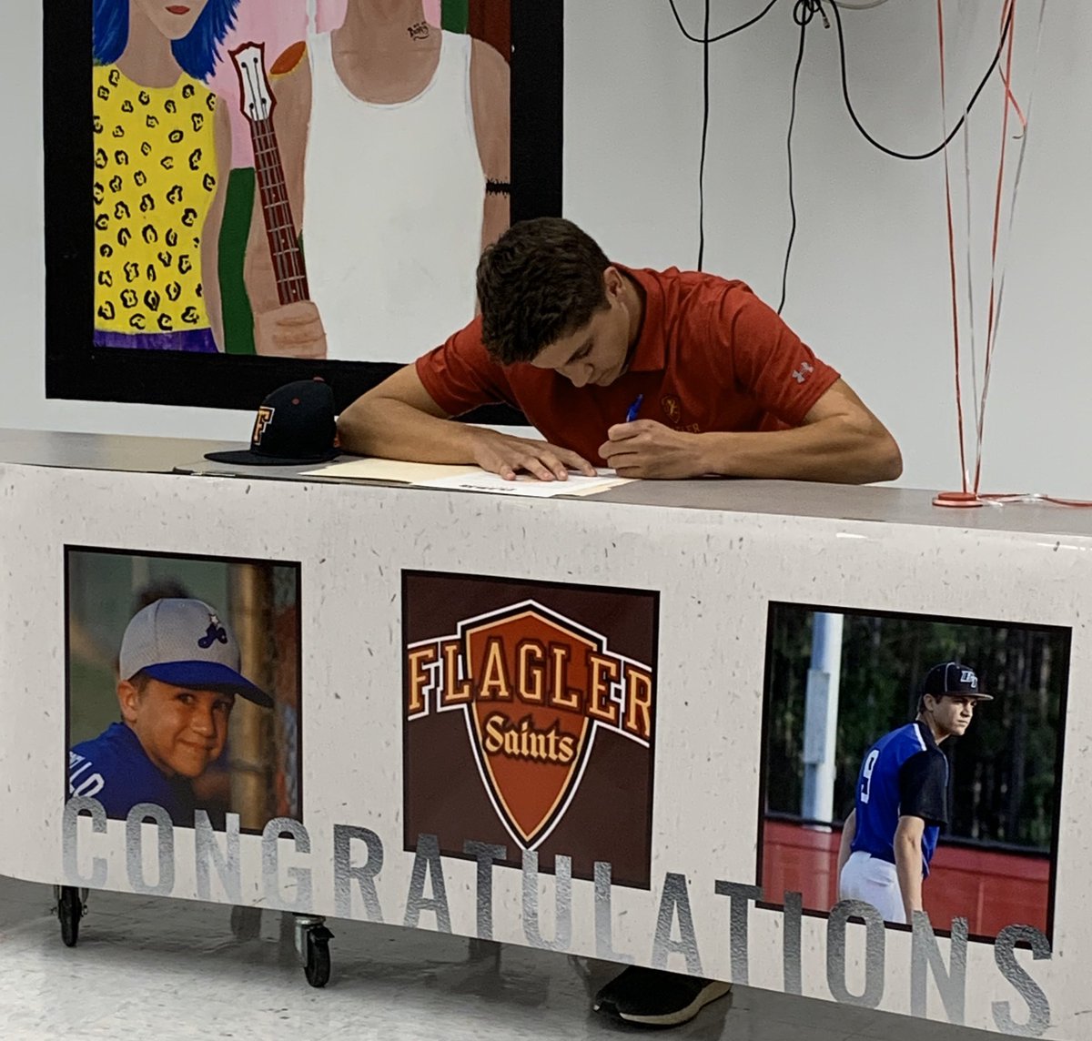 nickscarpiello's tweet photo. Made it official tonight!! #GoSaints https://t.co/DIGllQY7sC