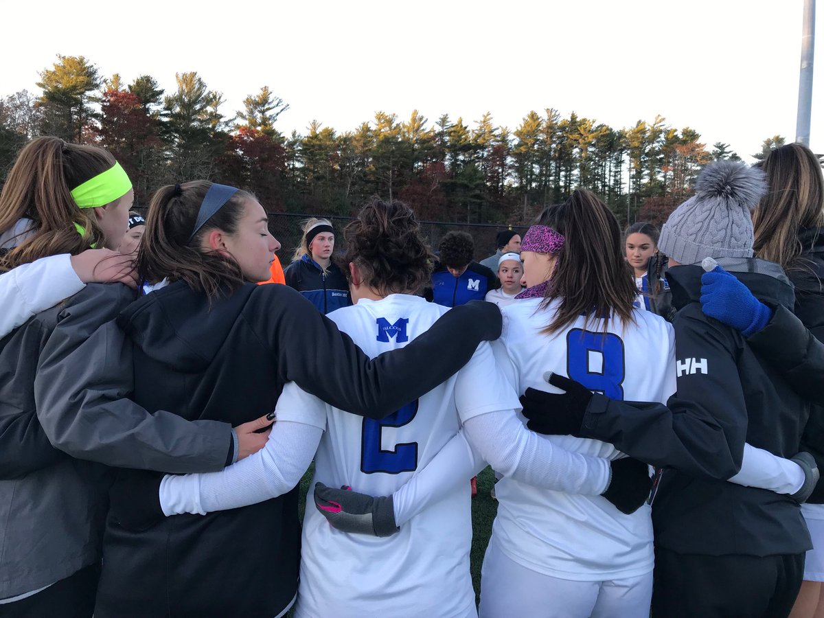 MHSGuidance1's tweet photo. Congratulations ⁦@Mashpee_GSoccer⁩ way to give your all as a team from August-November #SunshineToCold #BeautifulBlueNation💙 https://t.co/LXqo6QYvDB