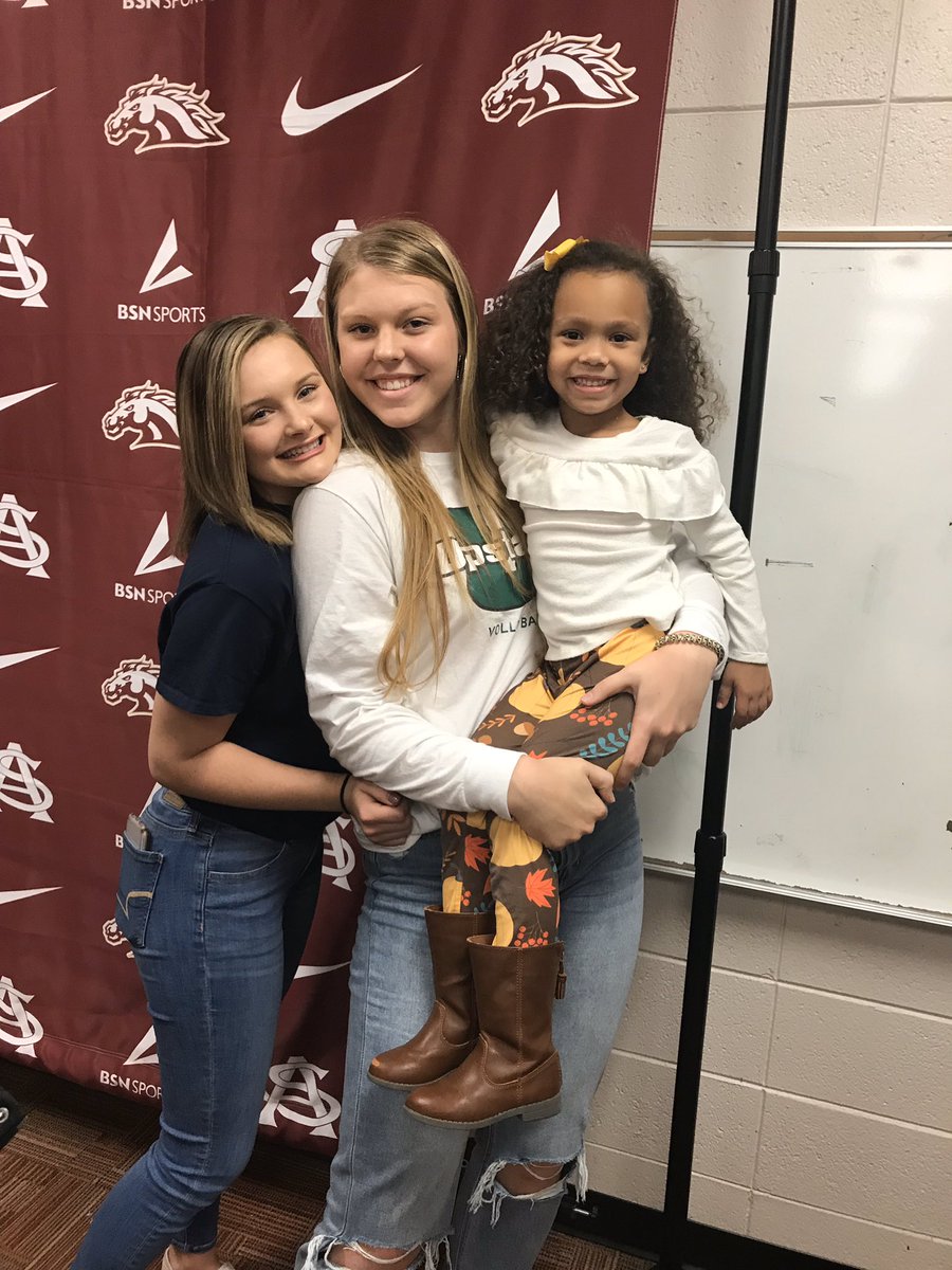 TBredVolleyball's tweet photo. Congratulations Emily (USC-Upstate) and Taylor (USC-Aiken)! #PonyUp https://t.co/6p3MkiLRz8