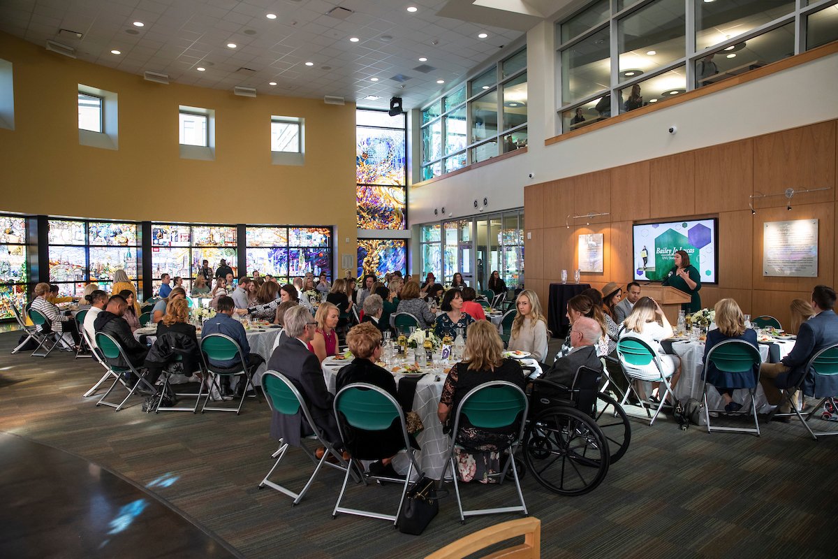 uvu_president's tweet image. What a wonderful opportunity to celebrate the women in the @UVU community who exhibit tremendous strength, grit, courage, and 💚. It was an honor to attend the @UVUWSC Women's Award Luncheon. Together, we are lifting each other and our female students to greater success!