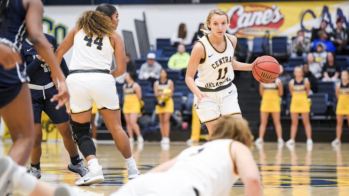 ucoathletics's tweet photo. BRONCHOS WIN!! Central Oklahoma beats Arkansas Fort Smith 84-55 behind a career high 16 from Brooke Rayner to improve to 3-0 on the season. #RollChos https://t.co/b4QK6X8uuA