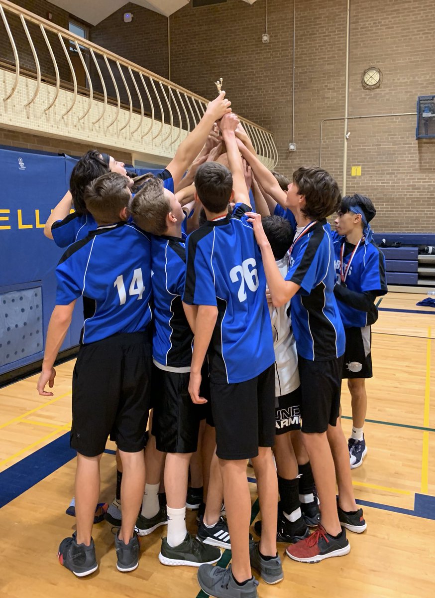 Sandwich_Sabres's tweet photo. Our #SSSabres Junior Boys are #SWOSSAA Champs! They defeated Chatham Kent in a heart stopping 5 game set! Way to go, Sabres! #GECDSBProud https://t.co/5hdhTZtJjT