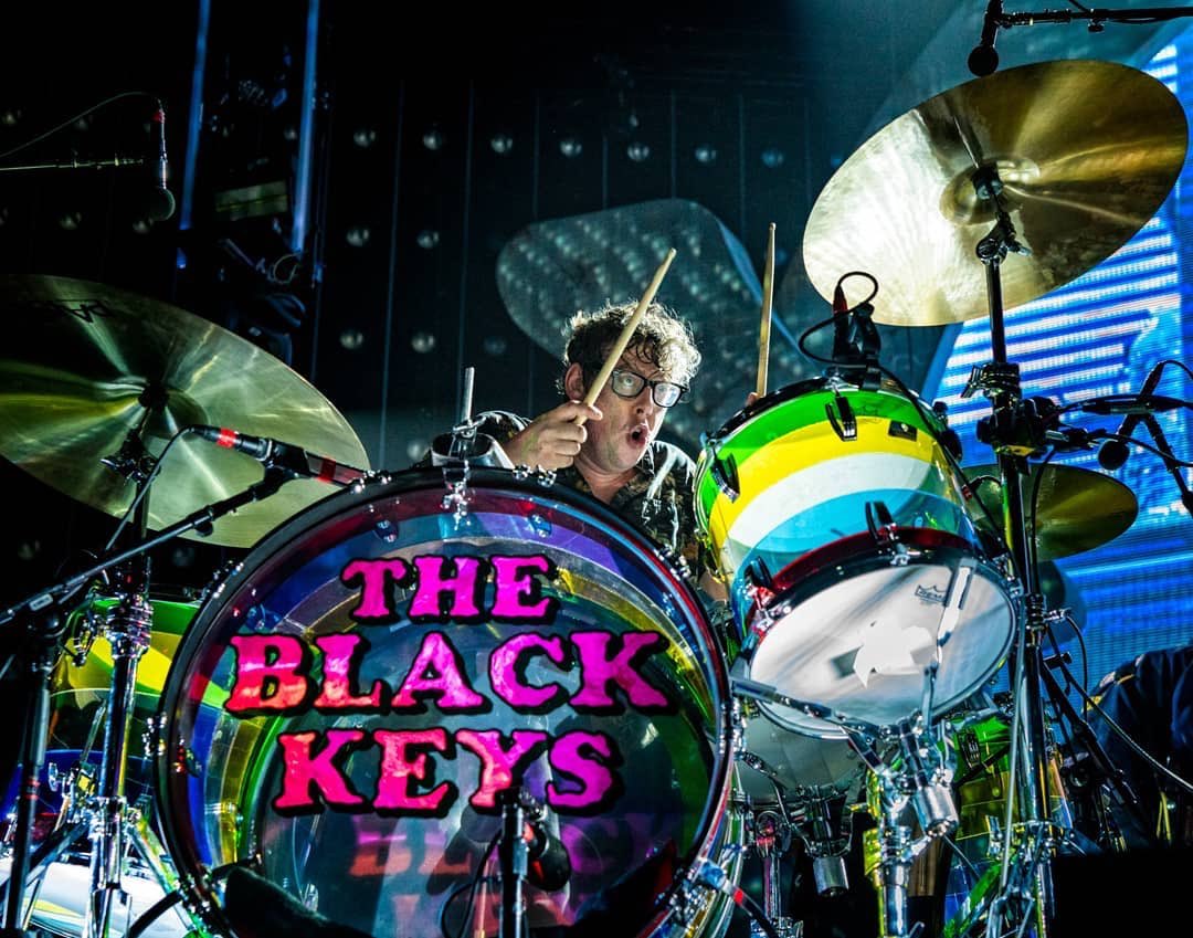 theblackkeys's tweet photo. ‘Let’s Rock’ tour 2019
📷: Todd Moffses
⚡️https://t.co/CZPw6NL3FD https://t.co/zvWmojlWtW