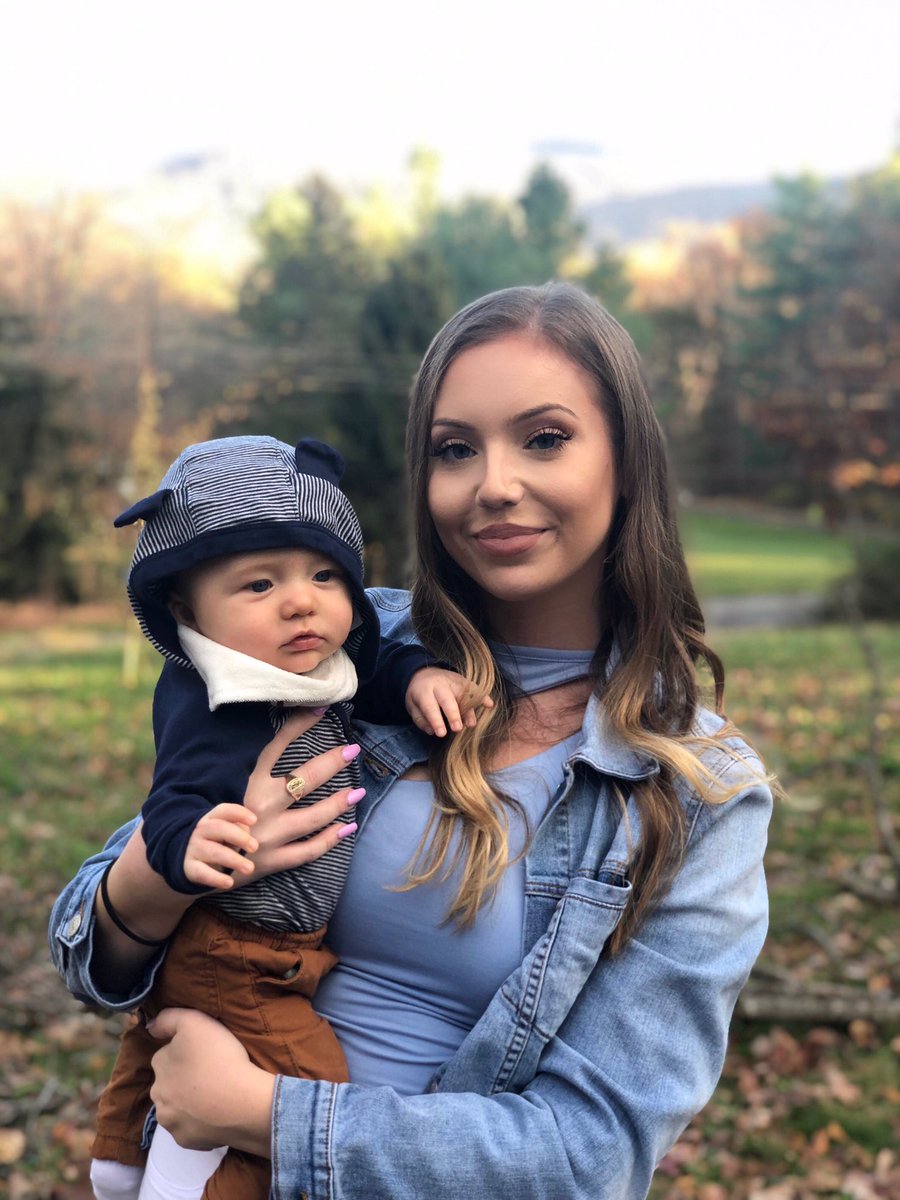Shawnb2365's tweet photo. Happy 22nd Birthday to my Daughter Amanda Lynn!  Spending time with her Nephew - Baby Owen. https://t.co/zSTKE6sNY1