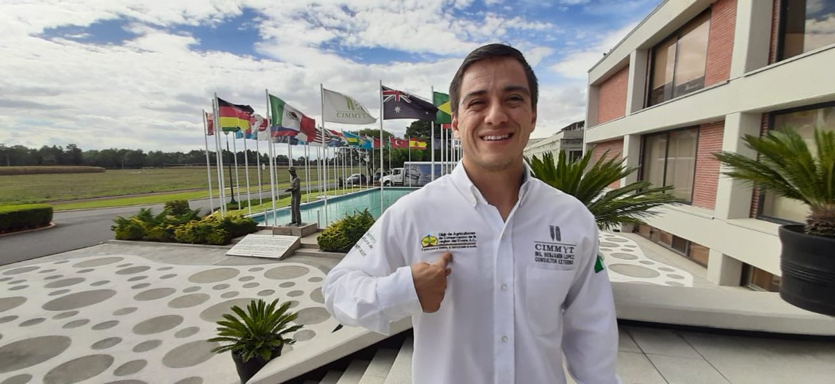 BenjaminLAgro's tweet photo. Desde el CIMMYT en Batán, Texcoco que es el lugar donde se genera todo el conocimiento para una Agricultura Sustentable los invito a todos los actores claves en @Hub_PACNorte que sigamos realizando una #AgriculturaConCiencia en este nuevo ciclo agrícola 2019-2020 https://t.co/PzlPG12awI