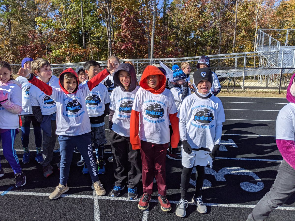 JaneenStarkey50's tweet photo. More Boosterthon Fun! #panthersengaged https://t.co/acuXR2IeUh
