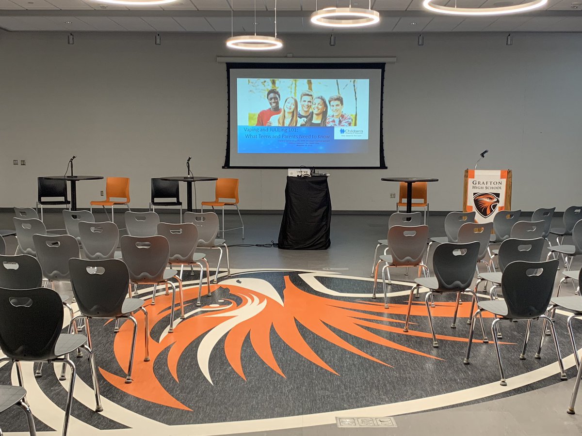 GraftonHISchool's tweet photo. Looking forward to seeing you this evening for our community presentation “Vaping and JUULing 101: What Teens and Parents Need to Know.” The resource fair begins at 6 pm followed by our speaker and panel at 6:30 pm. #BlackHawkPride https://t.co/zrw8bc3u7N