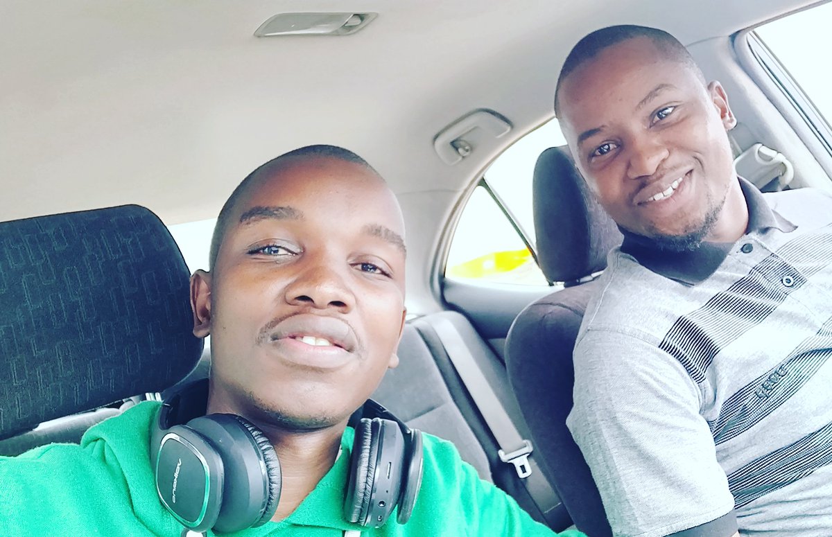 ChisengaKap's tweet photo. 2 year's went by quick, we both father's now 
#collegemate
#Homie https://t.co/OqRqkLrZoZ