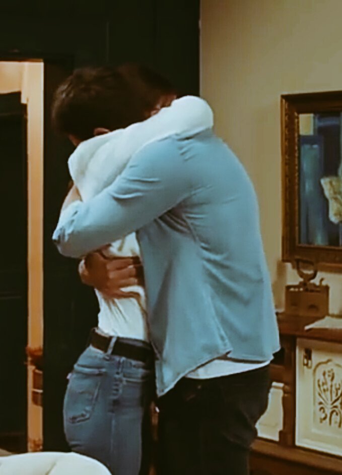 ssleeperrr's tweet photo. Böyle başladı / Böyle bitti 
💔 #NefTah https://t.co/RBd3Cg5VZW