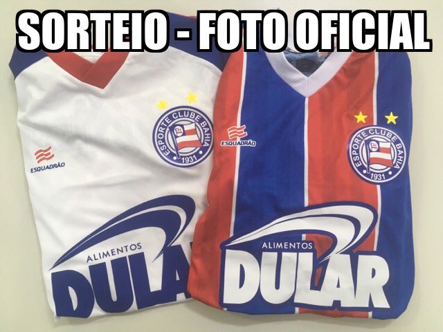 Barril_ECBahia's tweet photo. ⚠️ FOTO OFICIAL ⚠️

Atenção, torcida tricolor, se liga nessa oportunidade! O Barril Dobrado está sorteando duas camisas oficiais do Bahia, tamanho M, uma tricolor e uma branca (uma para o Instagram, uma para o Twitter)! 

Pra concorrer é muito fácil, basta seguir as regras... https://t.co/J0V4ojCnQq