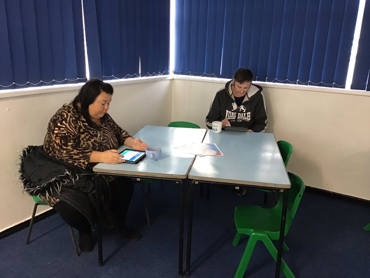 StAlbansSchool1's tweet photo. Thank you to the parents who came along to our Online Safety workshop this morning. #SACPSICT #SACPSDCF #SACPSPENG 💻 🖥 https://t.co/xolXIabUAZ