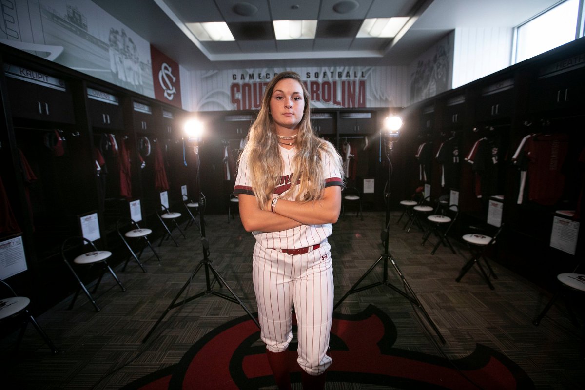 GamecockSoftbll's tweet photo. @skylar_brookee Welcome to the family! #OurSTATEment https://t.co/tamEcfJfD7