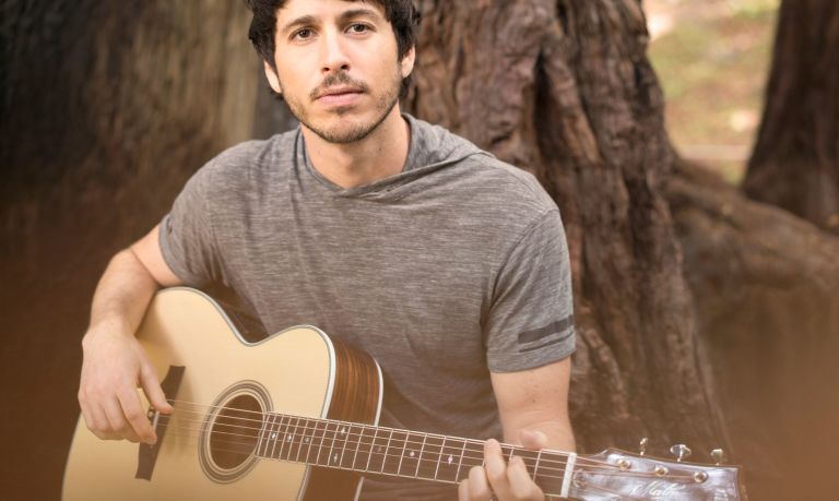 Froggy1003's tweet photo. @Morgan_Evans "Diamonds" #NowPlaying #NewMusic #FrogPod #MorganEvans #Froggy1003 https://t.co/BphepLn6JR
