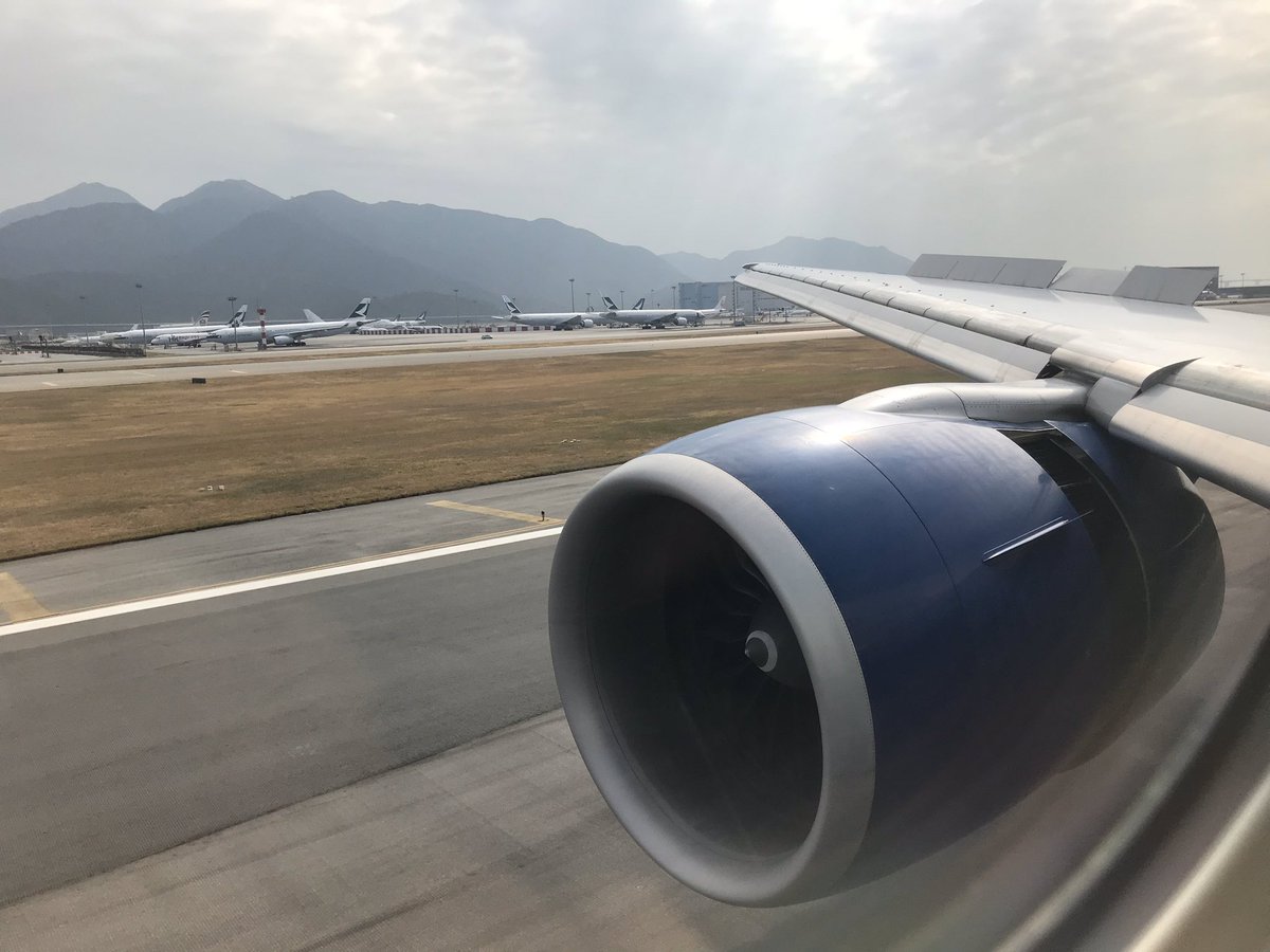 darloscott's tweet photo. So one year ago today I was preparing to depart on my first ever sole traveller long haul trip... leaving London for the wonderful city of Hong Kong! #oneyearmemory 
It was also my first experience of @British_Airways Club World in a long haul environment ✈️ https://t.co/PtxT6NHfYd