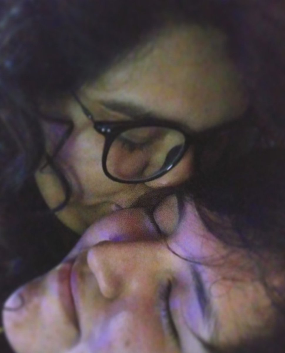 ClaauDeJackson's tweet photo. @melomoreno sólo pasaba a agradecerte porque gracias a ti conocí a mi novia, y ayer cumplimos 3 años juntas 💕 Te debo la vida Meloncia 🥰 https://t.co/1a8l7kREh3