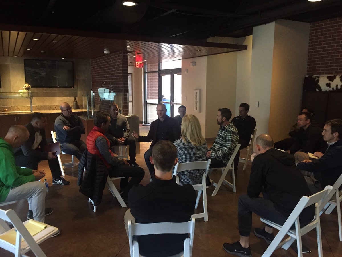 WadeWgilbert's tweet photo. 4 days of teaching and learning in Dallas with coaches and staff from the Rangers, Cowboys, Pro and Olympic coaches from US, Australia and Canada. https://t.co/R87pst9l8W