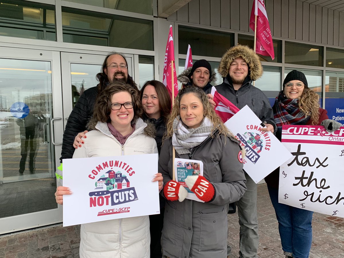 Proud to stand with these activists today to tell MPP Peter Bethlenfalvy to support #communitiesnotcuts