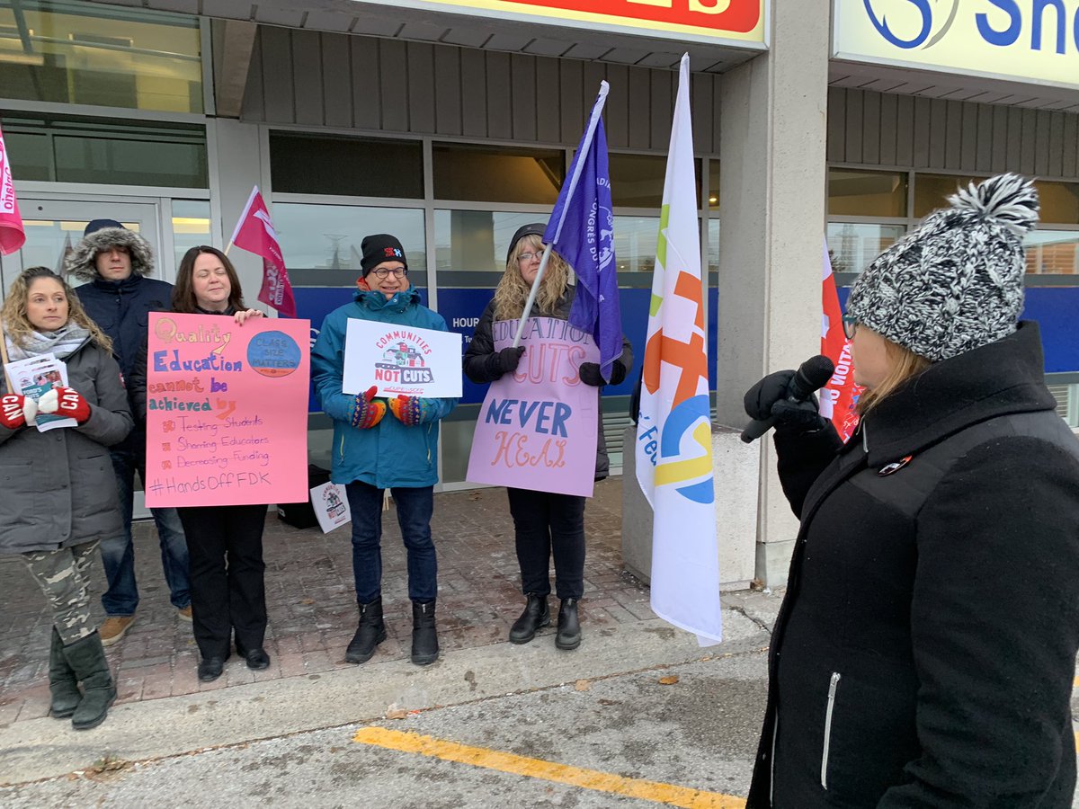 Proud to stand with these activists today to tell MPP Peter Bethlenfalvy to support #communitiesnotcuts