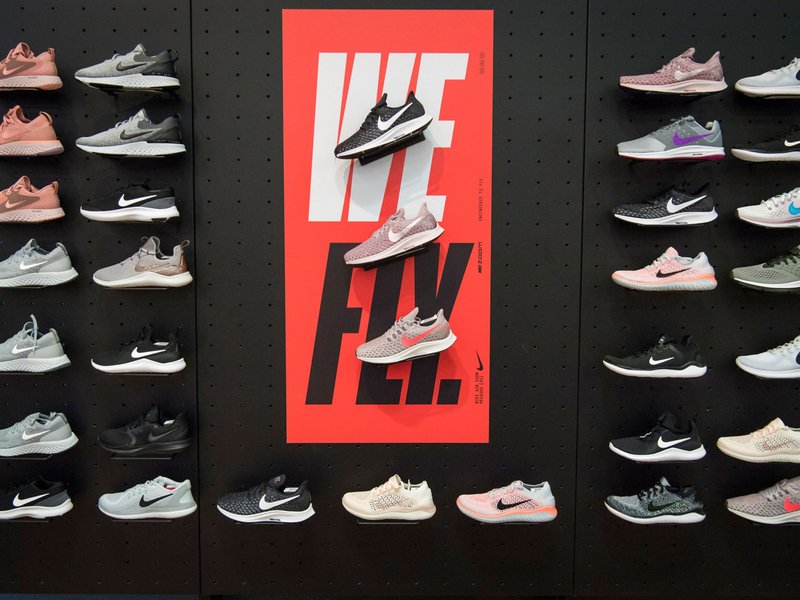 adage's tweet photo. Nike to Stop Selling Its Products on Amazon in E-Commerce Pivot https://t.co/GWbio8KuuG https://t.co/MYiZVj1F9t