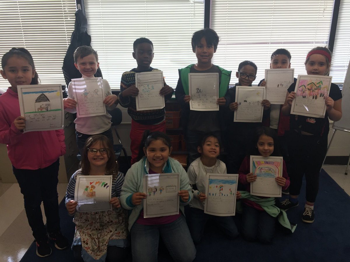 RTILife's tweet photo. More Huskies showing kindness!
#10RCSElemChallenge2019
#huskyExcellence
@SmyrnaPrimary https://t.co/AoQcKi0YVp