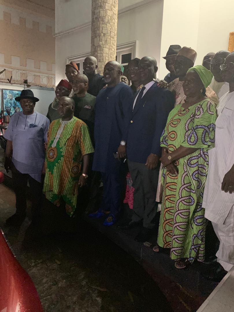 _dinomelaye's tweet photo. God bless the PDP caucus of the Senate. What a solidarity visit and solid expression of love. Thank you so much. I love you all. https://t.co/zc6KlzqVuz