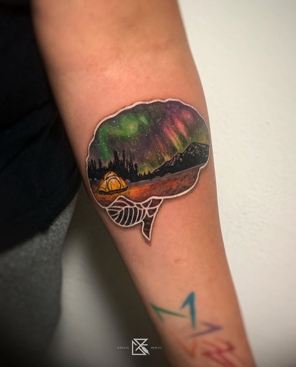 Recovery_Care's tweet image. Awesome camping scene with a white outline by @geraldramosart on Instagram

#recoveryaftercare #tattooaftercare #stickertattoo #whitetattoo #campingtattoo #auroraborealis