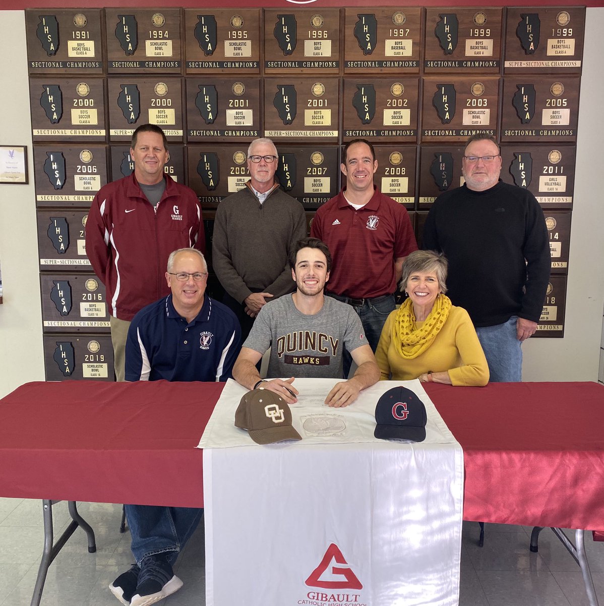 Congrats to <a href="/treinholz17/">Tim Reinholz</a> on signing his NLI to <a href="/QUHawksBaseball/">Quincy University Baseball</a>! #TCB #gibaultproud #618baseball
