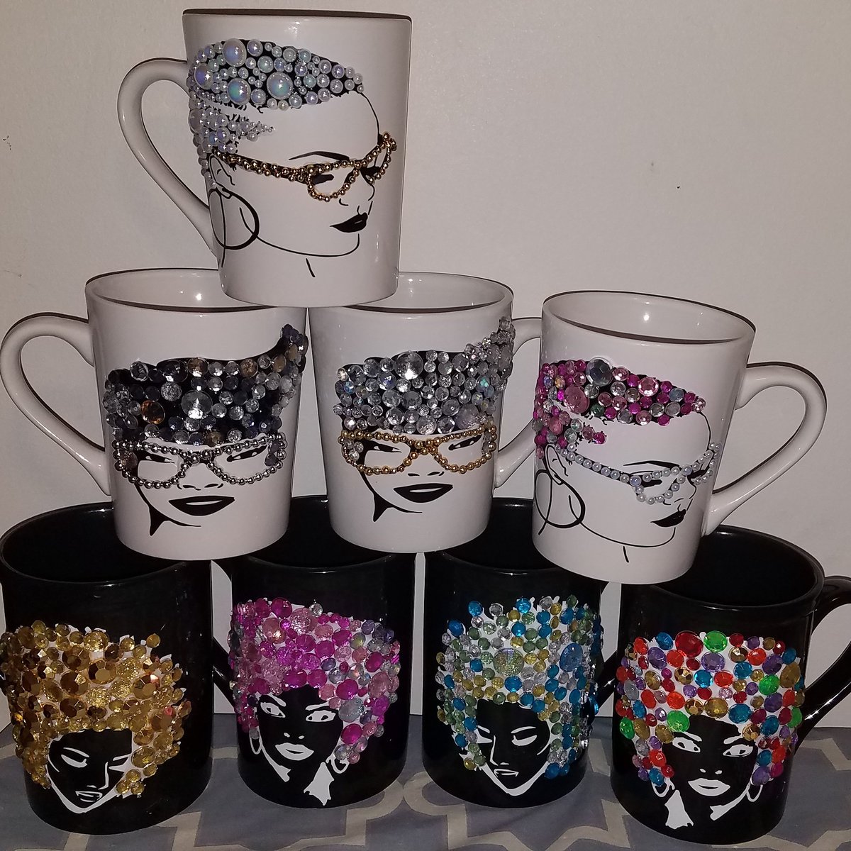 Blacfoxtails tweet media