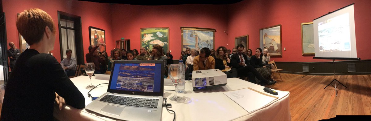 brionesci's tweet photo. Ha sido un placer y un lujo compartir hoy con #OlgaPrieto la charla-recital ‘Joaquín Sorolla: agua, poesía y vida’, para @CulturaCCosmos.
En uno de los mejores lugares que conozco: el @MuseoSorolla, rodeados por los cuadros del maestro!
https://t.co/yEBtxfPWPL https://t.co/mcUJKpAGbn