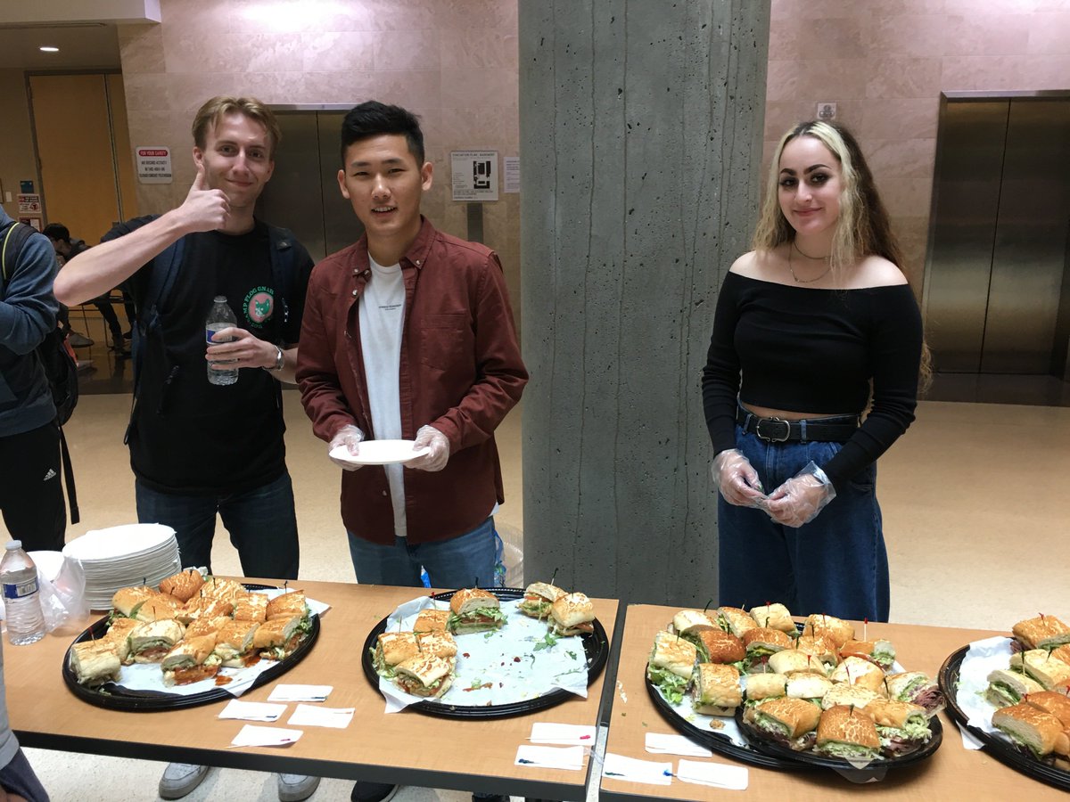 Also great to see at club rush, BCC's Latinx Leadership and Culture Club, Chinese Culture Club, Japanese Culture Club, and our ASBCC senators hosting lunch! <a href="/berkeleycc/">BerkeleyCityCollege</a> <a href="/PeraltaColleges/">The Peralta Colleges</a>