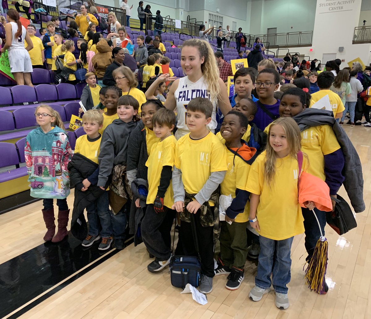 MontevalloWBB's tweet photo. A great win on Education Day aided by our unbelievable fans from Montevallo Elementary! Thanks so much for your support and connecting with our players this semester! #RiseAbove @UMFalcons @Shelbyedk12alus https://t.co/UgHqytP97d
