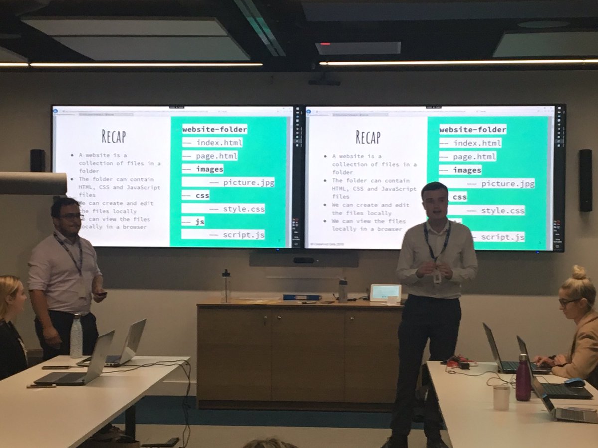 SineadMee's tweet photo. Excellent @CodeFirstGirls CSS lesson held this evening in the Chester office @BofA_Careers Fabulous teaching provided from members of our TI and GIS Teams and a wonderful group of young women eager to learn and already progressing so quickly despite only being in week two! #wito https://t.co/EBYBJC4clN