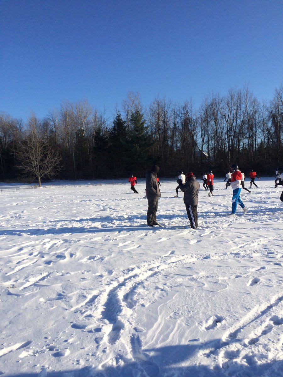 SMHSJrFb's tweet photo. Some Football Math:
38 practices(76 hours) + 8 games(7 wins) + 4 bus trips (575 km) + 40 tough and resilient young men + 4 dedicated coaches = 1 chance at the Ottawa and Valley Jr HS Football Championship! Tomorrow 11am Beckwith. #man1fb2 #tpw #mystmark #footballmath
@StMarkOCSB https://t.co/m3X2R33GRl